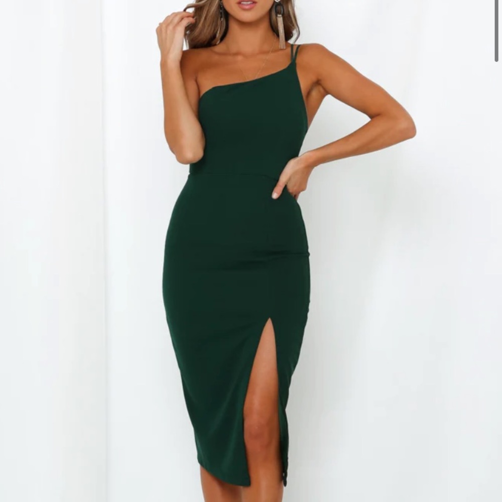 Hello Molly Taking it Back Dress in forest green size AU10/US6